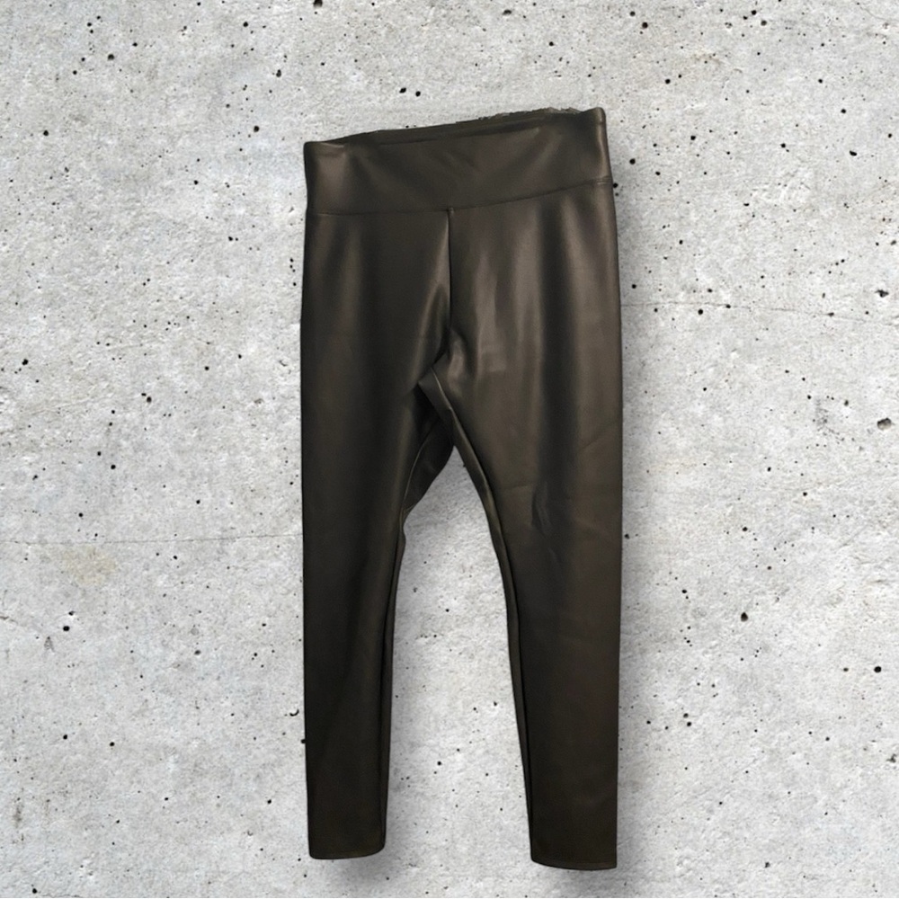 EUC Express black pleather leggings size L